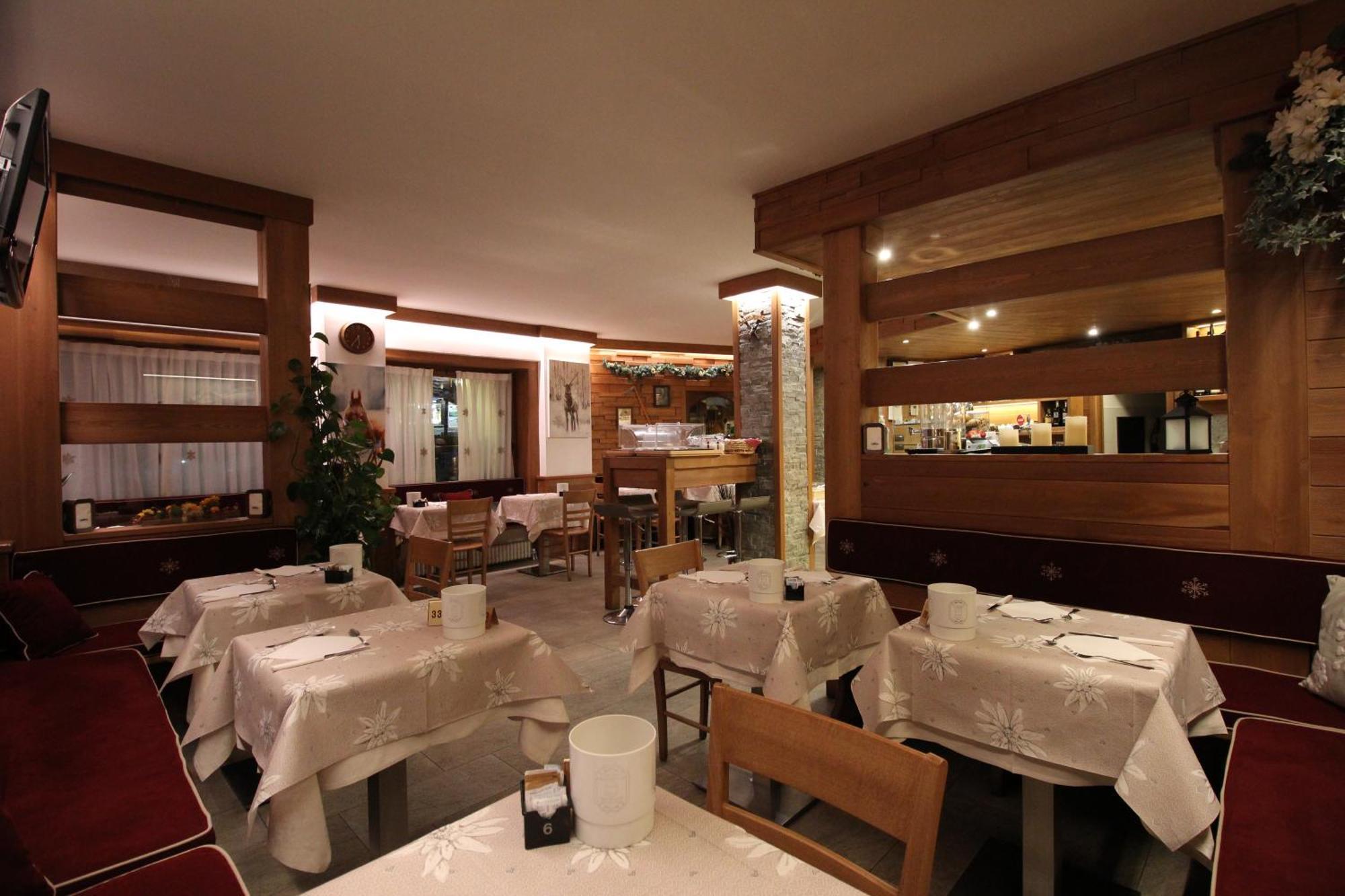 Hotel Meynet Breuil-Cervinia Εξωτερικό φωτογραφία